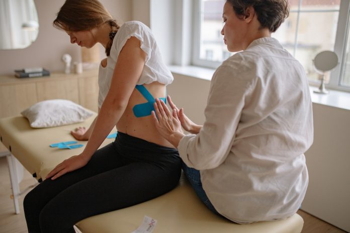 dobry fizjoterapeuta czyli jaki cechy dobrego fizjoterapeuty